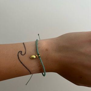 Pura Vida pineapple charm bracelet